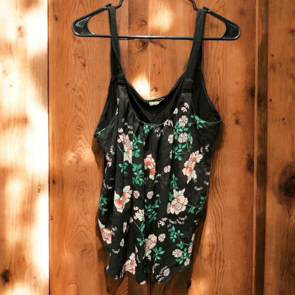 Floral Black Sleeveless Top XL tank top